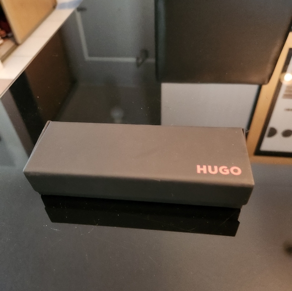 Hugo boss glasses - Picture 5 of 5